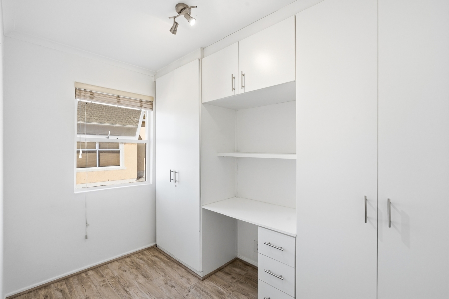 2 Bedroom Property for Sale in Thornton Western Cape